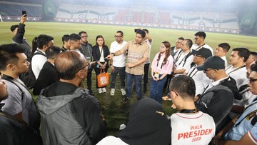Maruarar: Sepakbola Harus Dibangun dengan Super Tim.