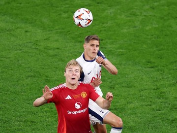 AC Milan Menilai Rasmus Hojlund Terlalu Mahal