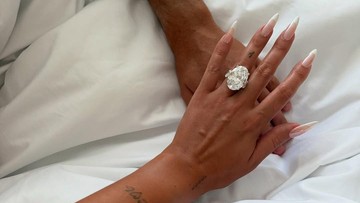 Cincin Berlian dari Ronaldo ke Georgina Ditaksir Seharga Rp 81 Miliar