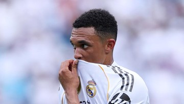 Alexander-Arnold Cedera Hamstring