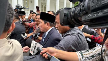 Erick Thohir Bahas Status Sebagai Menpora dan Ketum PSSI