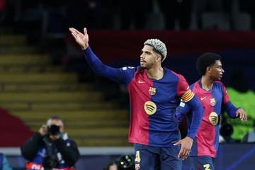 Luis Suarez Dukung Araujo Pindah