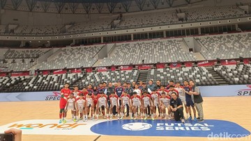 Memantau Latihan Timnas Futsal, CdM Harapkan Emas SEA Games 2025