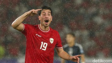 Thom Haye Bahas Rumor Instruktur Belanda