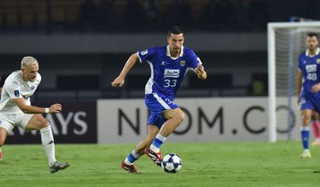 Thom Haye Resah di Super League