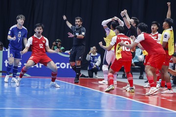 Tangis Senang Timnas Futsal Indonesia