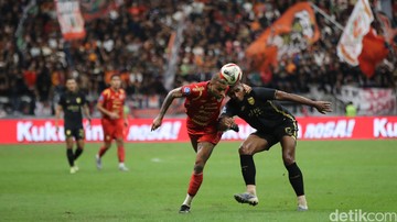 Dramatis! Persija Ditahan Imbang Borneo