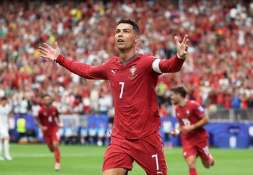 Cristiano Ronaldo Masuk Daftar Pemain Tertua