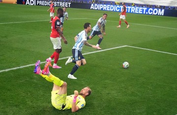 Kiper Austria: Ejek Messi Dulu