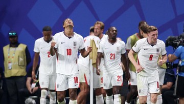 Catatan Inggris Melawan Tuan Rumah