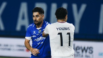 Frans Putros Tinggalkan Persib