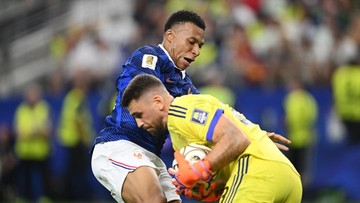 Mbappe Frustrasi, Sikut Unai Simon