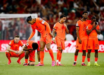 Viral Sombongnya Van der Vaart Sebelum Belanda Didepak