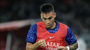 Barca Nyerah Kejar Alvarez