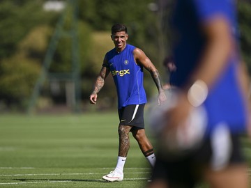 Chelsea Kasih Deadline ke Man City soal Fernandez