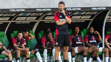 MU Layak Kalah dari Milan